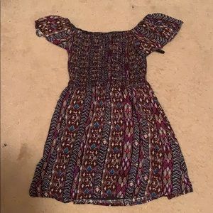 A good low thigh dress off the shoulder